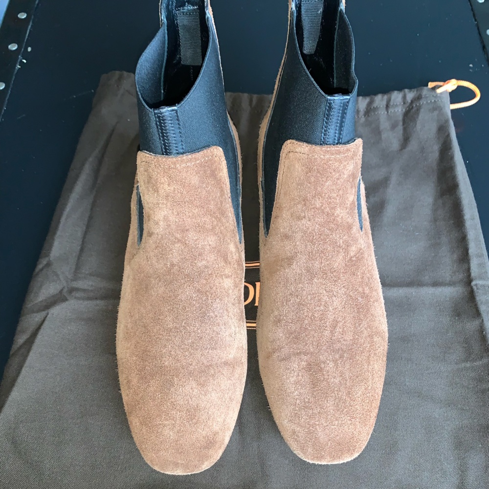 Tod’s Suede Chelsea Boots